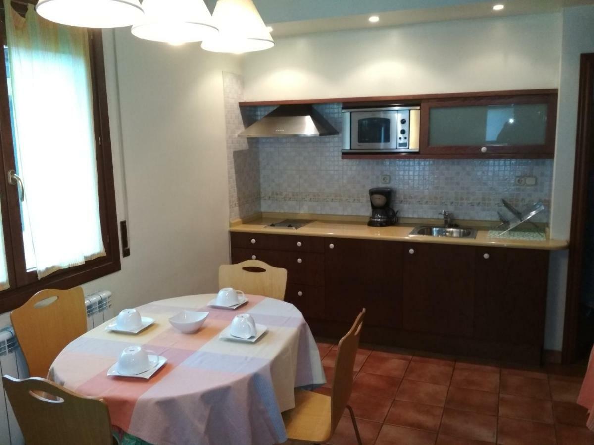 Apartamento Zabale Hostal Aduna Exterior foto
